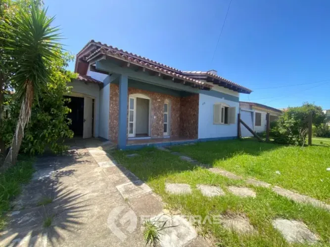 Casa disponível para Venda e Locação Anual em Tramandaí