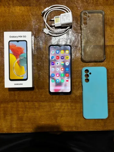 Celular Samung Galaxy M14 5G Seminovo