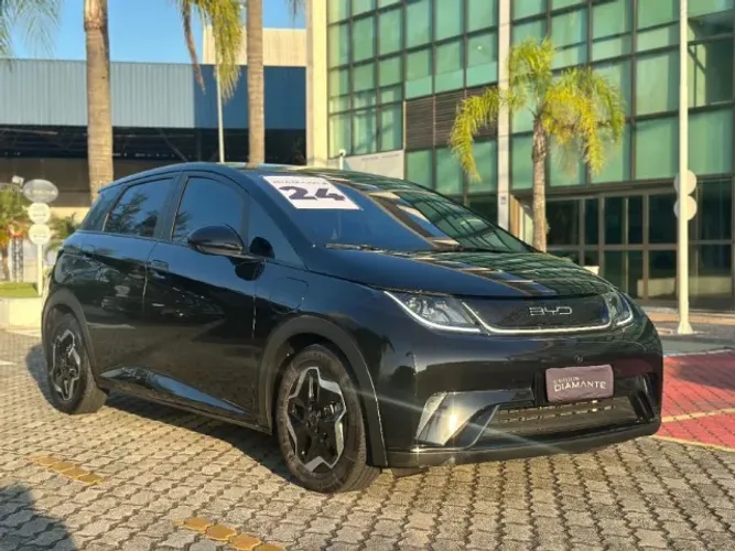 BYD Dolphin EV (Elétrico) 2024