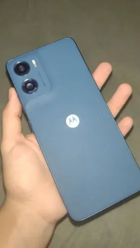 Moto G06