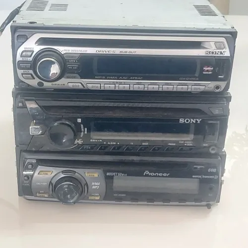 3 toca CDs, só vendo os 3 juntos