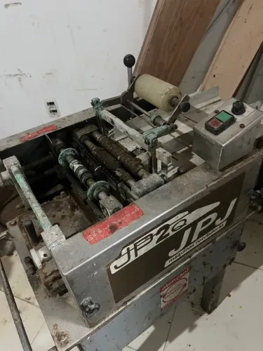 Máquina Rotuladora semi automática 