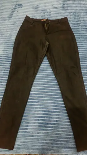 Calça skinni preta