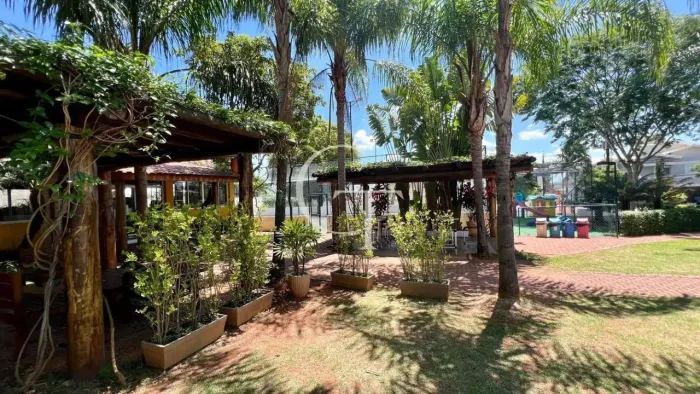 Terreno à Venda Condomínio Parque do Varvito Itu 260m² Fundo para Área Verde Interna