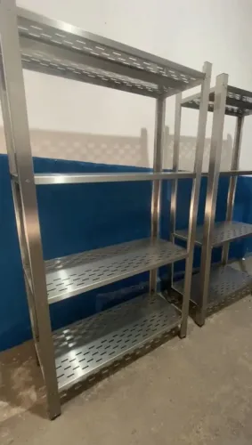 ESTANTES EM AÇO INOX COM 4 PRATELEIRAS
