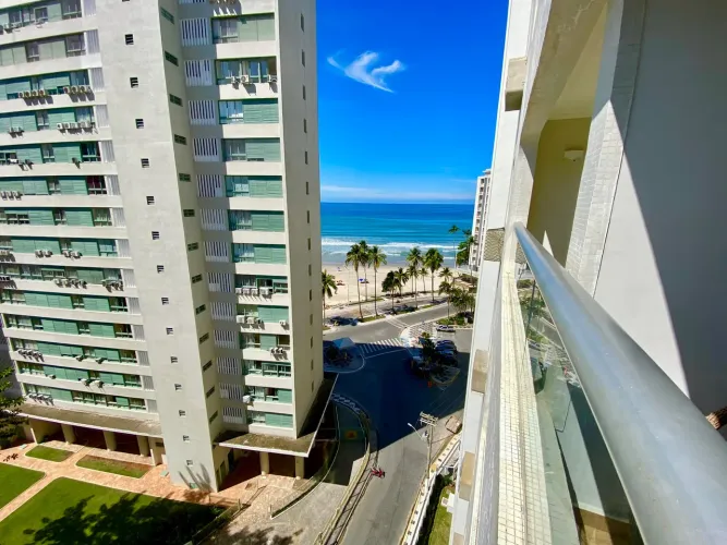Apartamento Beira Mar à Venda na Pitangueiras no Guarujá | QVista