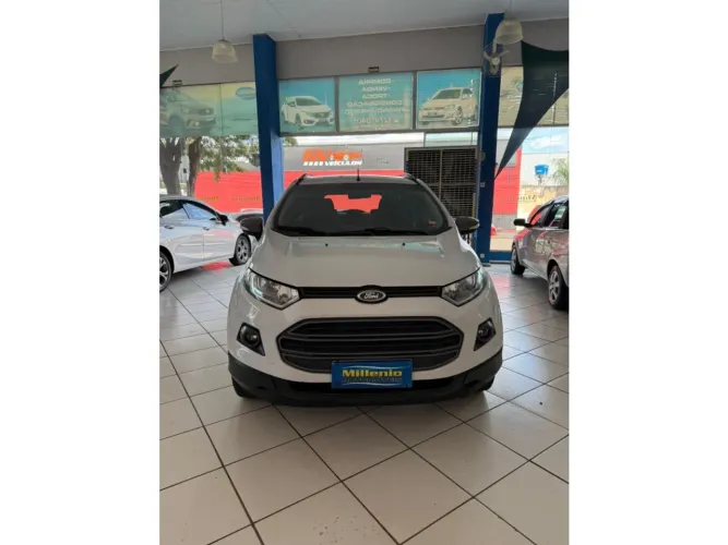 Ford Ecosport Freestyle 1.6 16V Flex 5P 2015