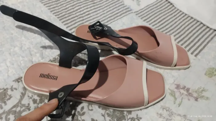 Sandália melissa tamanho 37