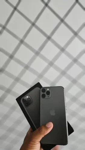 IPHONE 11 PRO