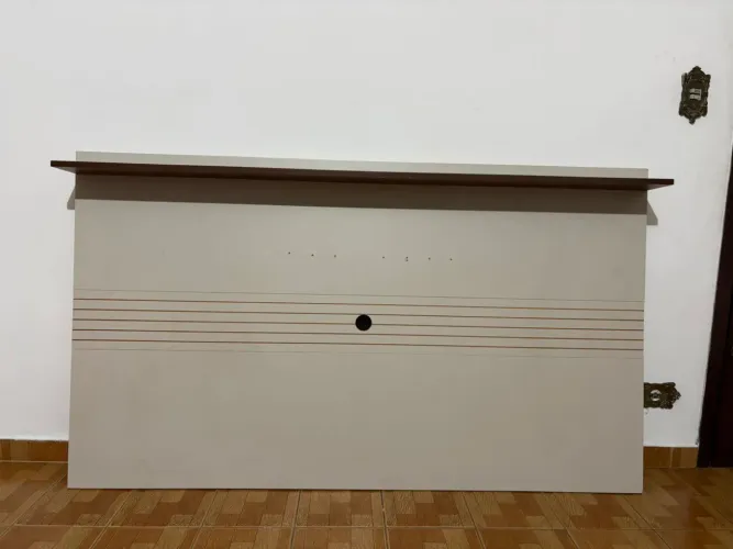 Doação de rack de parede