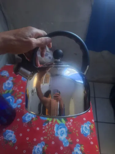 Chaleira Inox 1L nova