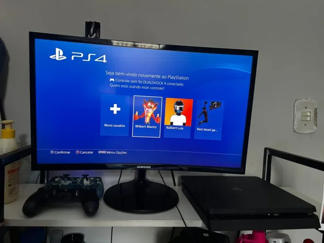 Playstation 4 PS4 slim 1T 2 Controles