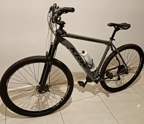 Bicicleta aro 29 kwr alumínio 21 velocidades freio a disco x51 quadro 21