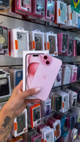 iPhone 15