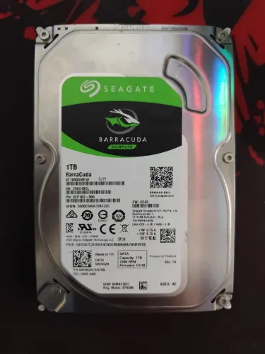 Hd Interno 1TB Seagate Barracuda PC Computador DVR *Não Funciona