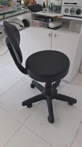 Cadeira mocho estetica 