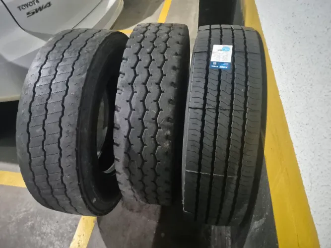 3 pneus 275/80 r22.5