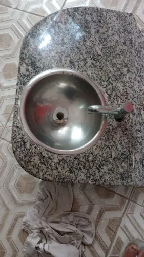 Vendo pia de granito para banheiro