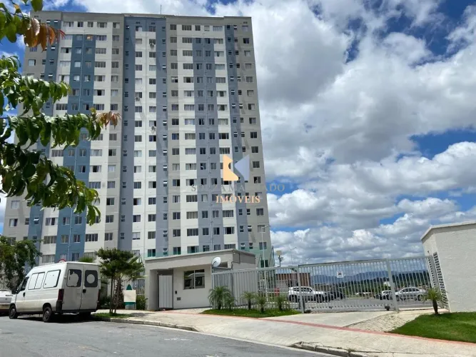 Apartamento 2 Quartos com Suíte em Condomínio com Lazer Completo à Venda no Bairro Mantiqu
