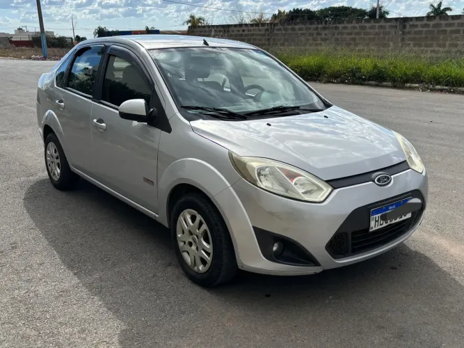 Ford Fiesta Sed. 1.6 8V Flex 4P 2011
