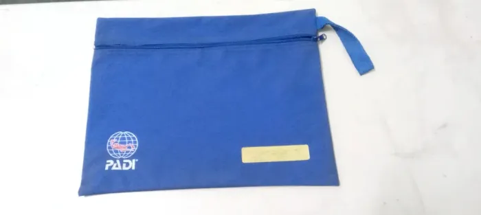 Kit de materiais da PADI - curso de mergulho autônomo