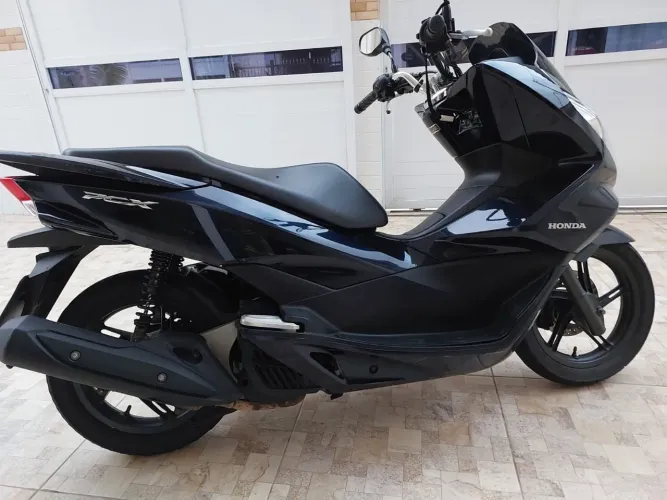 HONDA PCX 150 2018 - OPORTUNIDADE!