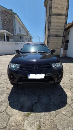 Mitsubishi Pajero Dakar HPE 3.2 4X4 T.I Dies 5P AUT 2015
