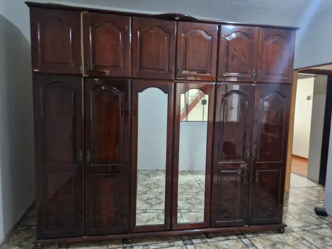 Cama e Guarda Roupa estilo colonial
