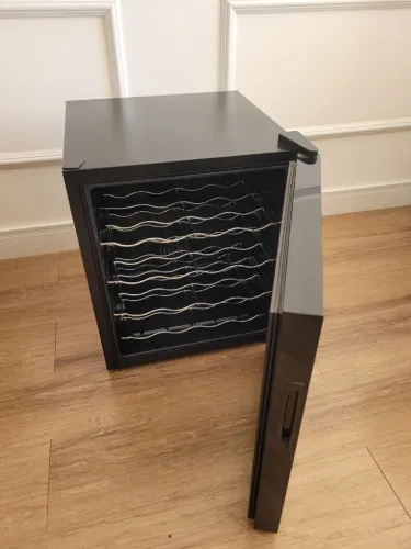 Adega Philco PH16E 16 garrafas