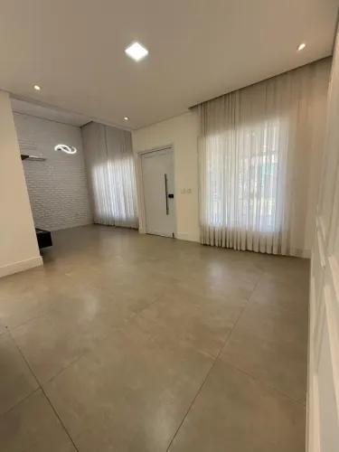 Casa para venda no condomínio Vila Paraty no bairro Jardins do Império em Indaiatuba - SP