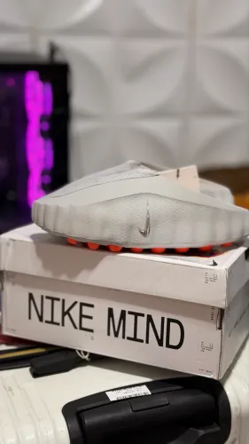 Nike Mind 001 Cinza