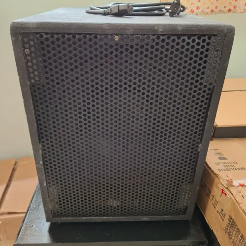 Sub de 12,   600W passivo 