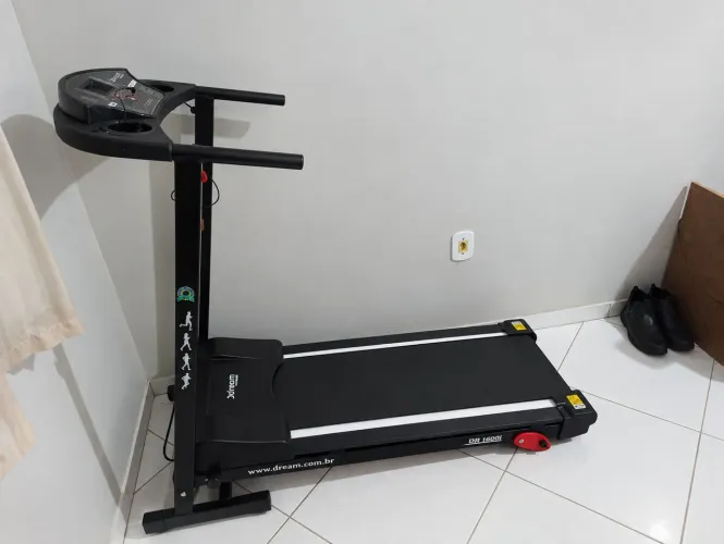 Esteira Elétrica Dream Fitness Ergométrica Bivolt Ginástica Bivolt