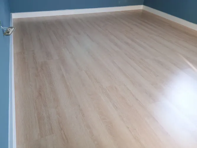 Pisos vinílico e laminado