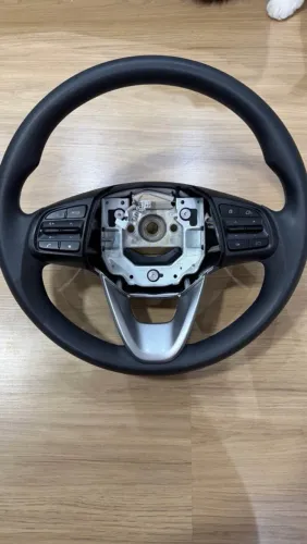 VOLANTE HB20 PLATINUM 2023