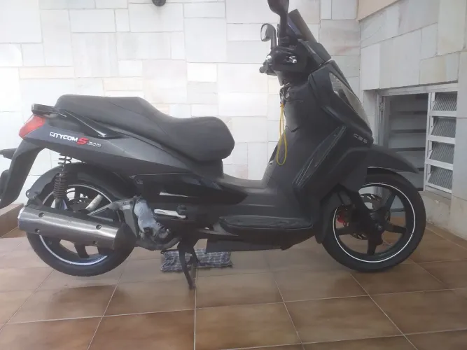 Ctycom 300 i