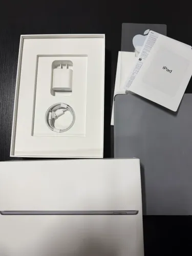 iPad 9th geração- 64 GB space gray