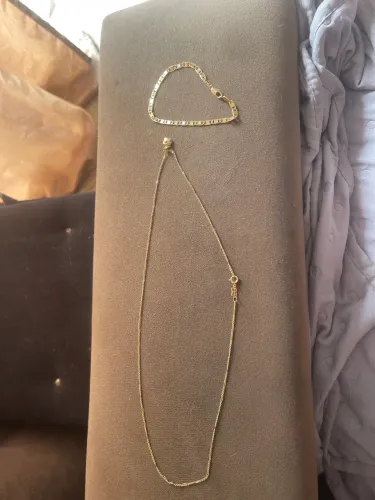 Cordão e pulseira romanel