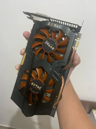Placa de Vídeo ZOTAC GTX 650 Ti BOOST 2GB