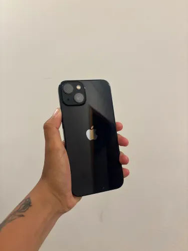 IPHONE 13 preto 128gb sem detalhes 