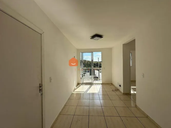 Apartamento á venda de 2 quartos no bairro Industrial Americano em Santa Luzia MG