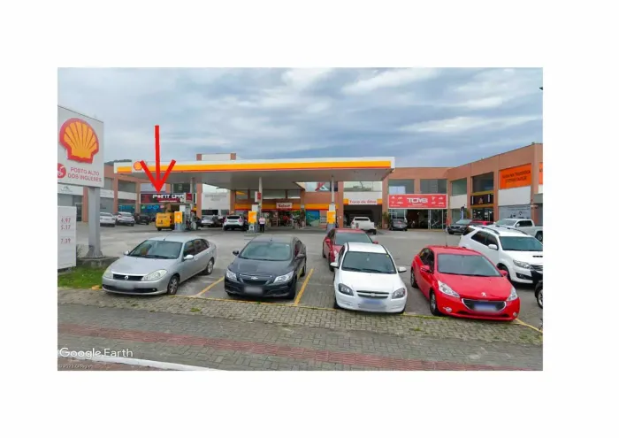Ponto comercial/Loja/Box para aluguel tem 165 metros quadrados