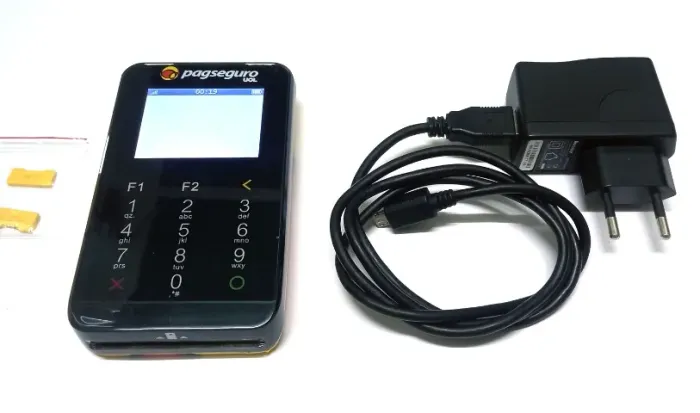 Máquina de cartão Pagseguro Moderninha Pro com sinal próprio
