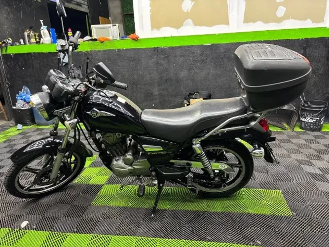 Moto Haojue Chopper Road 150 