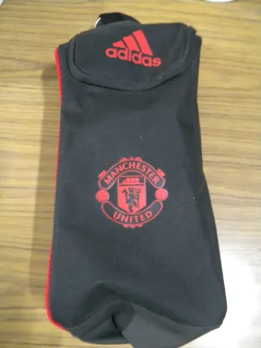 Porta Chuteiras Adidas Manchester United (Nova com Etiqueta).