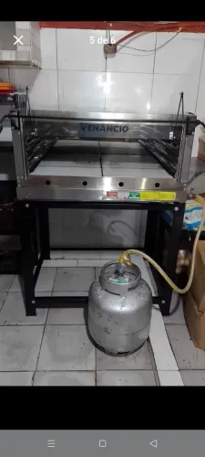 Forno a gas seminovo