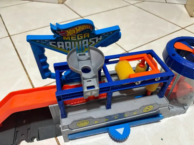 Hot Wheels Lava Jato Mega Car Wash