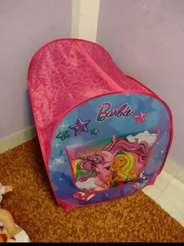 VENDO TOCA PISCINA DA BARBIE COM 30 BOLINHAS LINDA
