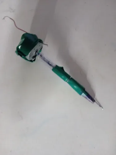 Máquina de tatuagem caseira