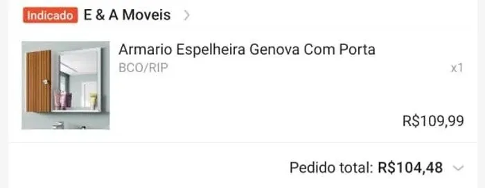 Armário com espelho